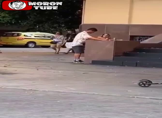 Video :This couple has no limits!